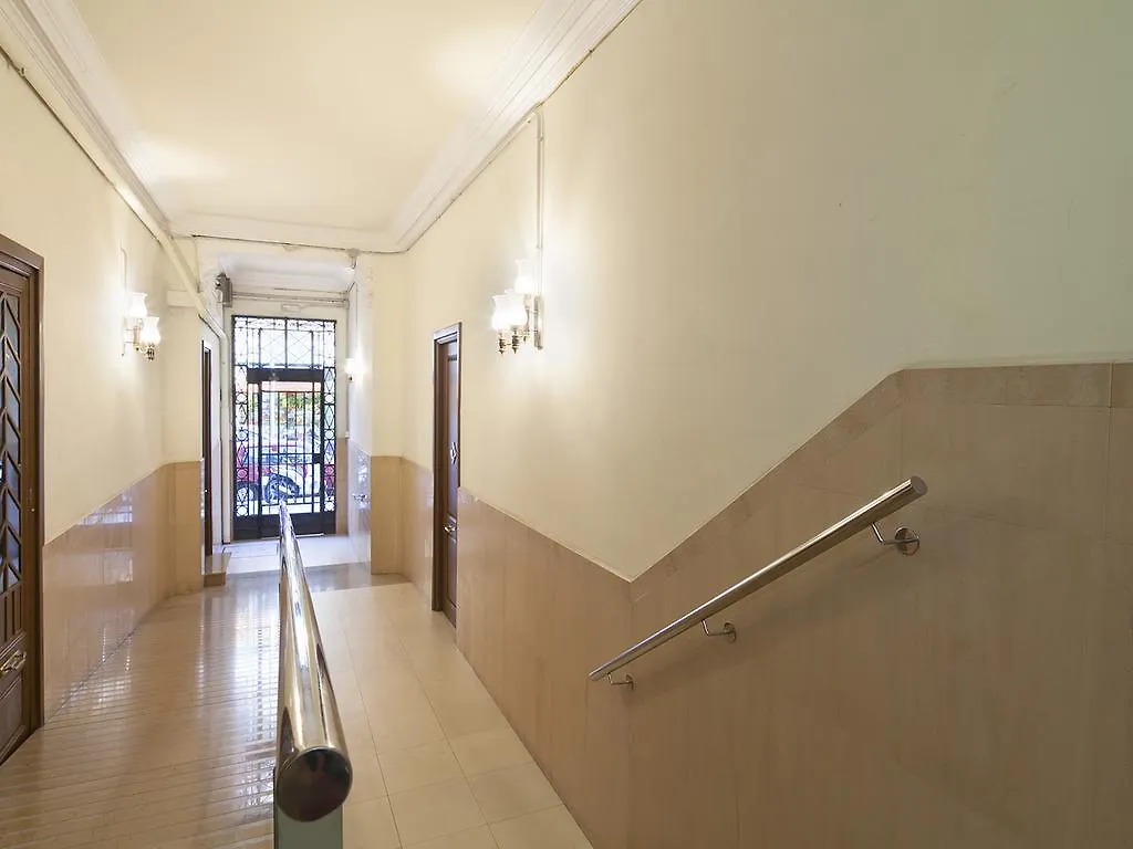Stay Barcelona Provenca 公寓
